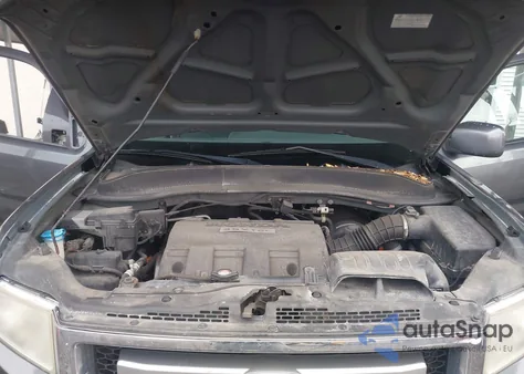 2010 Honda Ridgeline Rts from USA, damaged, VIN 5FPYK1F47AB010614